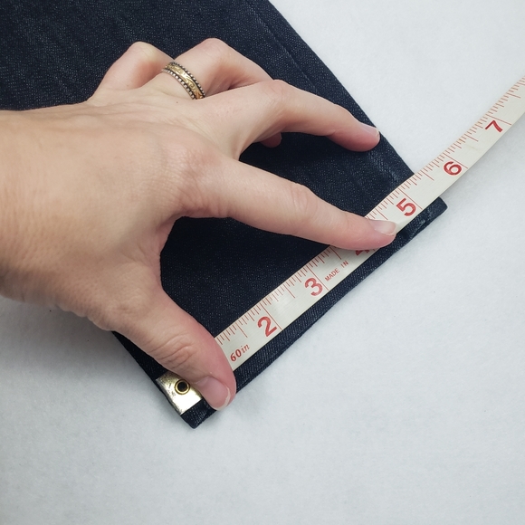 M Rena Like New Maternity Skinny Jeans Size Medium Dark Wash - Picture 8 of 9